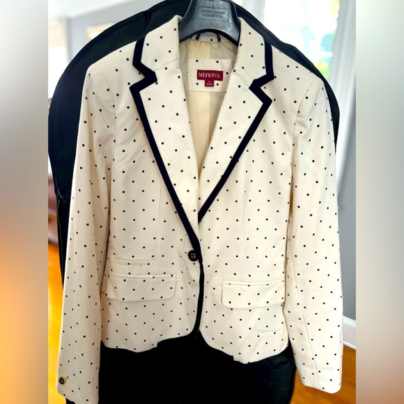Cream and black polka dot blazer with piping and gold buttons. Size 4. - Picture 1 of 16